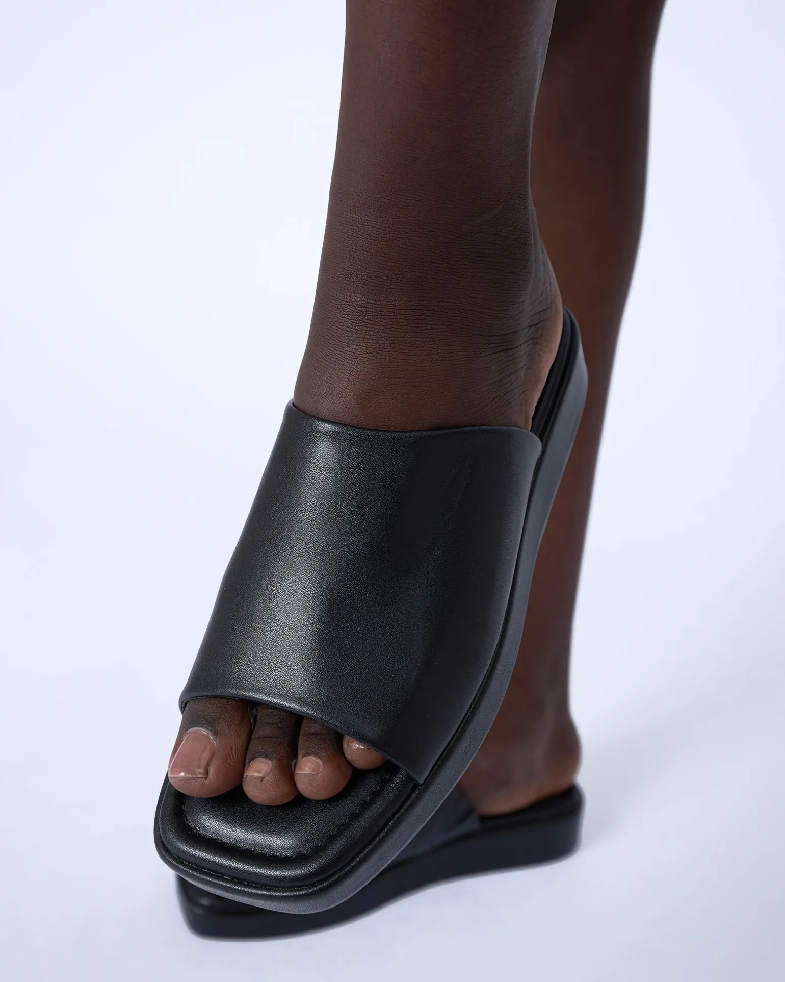 BYTE BLACK