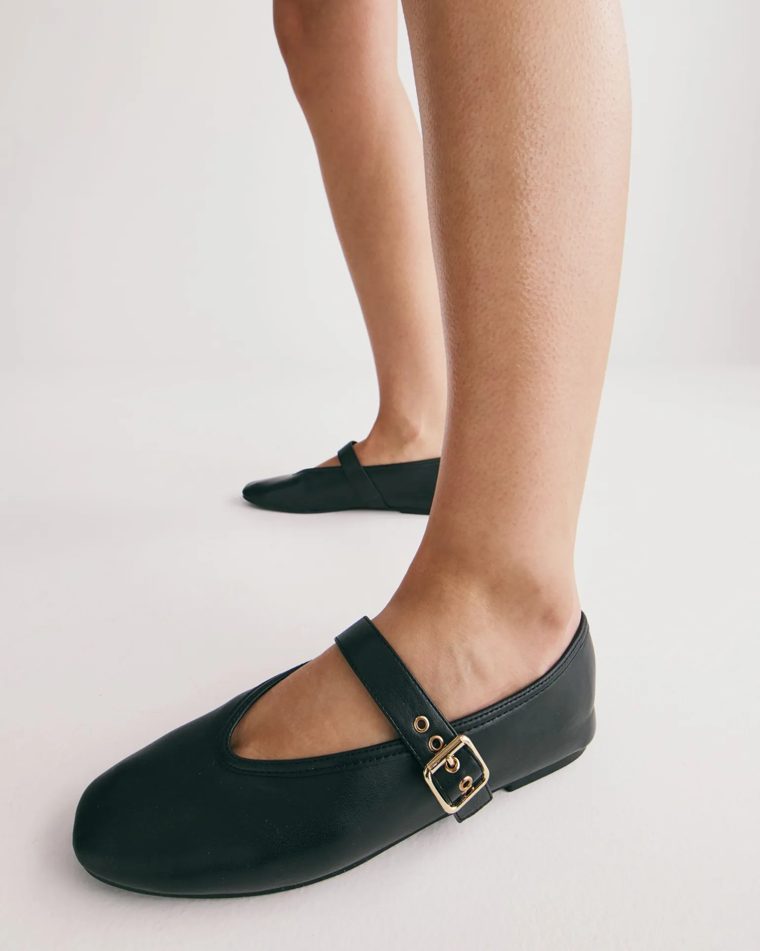 CADE Black Smooth Ballet Flats