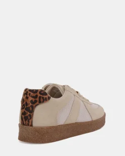 CALVEN BEIGE Leisure Sneakers
