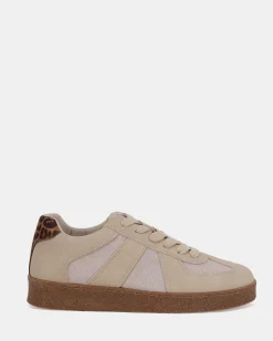CALVEN BEIGE Leisure Sneakers