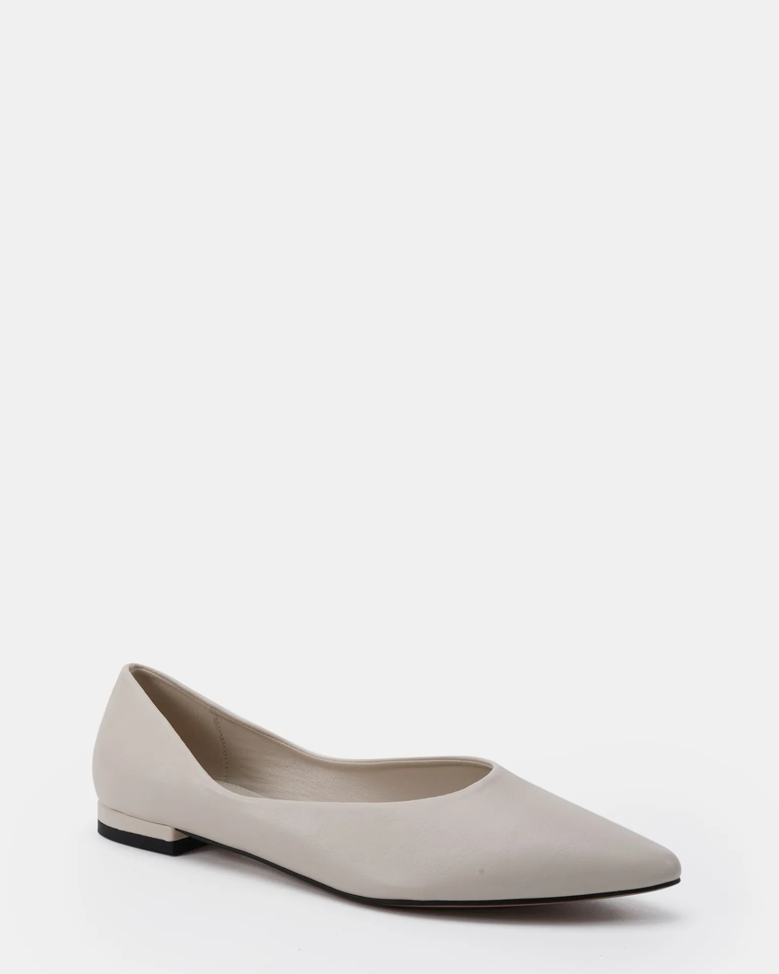 CLEVER CREAM Ballet Flats