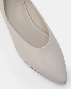 CLEVER CREAM Ballet Flats