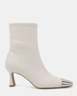 DELULU WHITE Heeled Boots