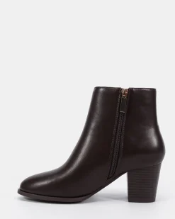 DOUR ESPRESSO Heeled Boots