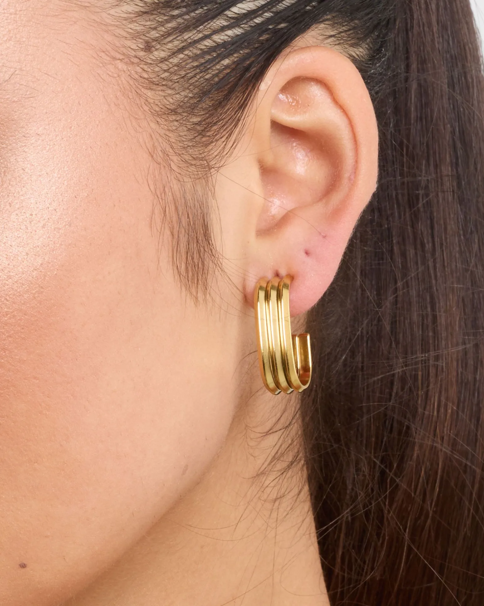 EARRING - DOVE Metallic Earrings