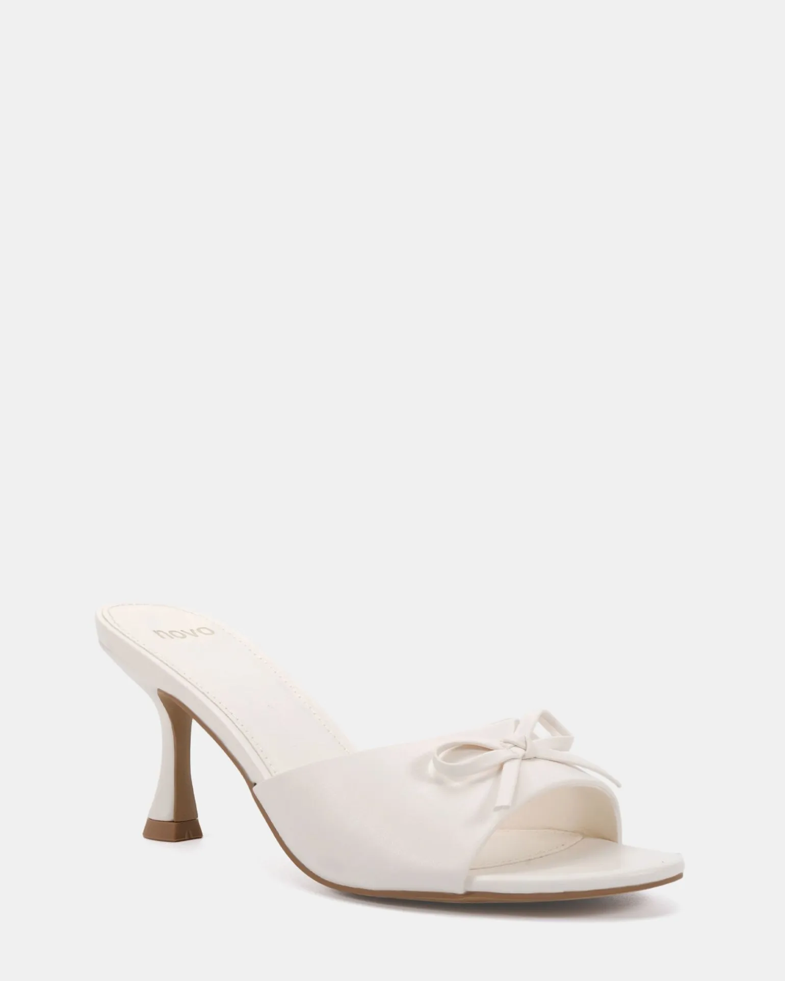 FIA WHITE Low Heels