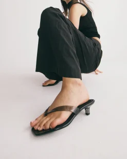 FLO BLACK Low Heels