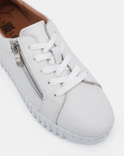 HATTIE RIVERS WHITE Lace Up Sneakers