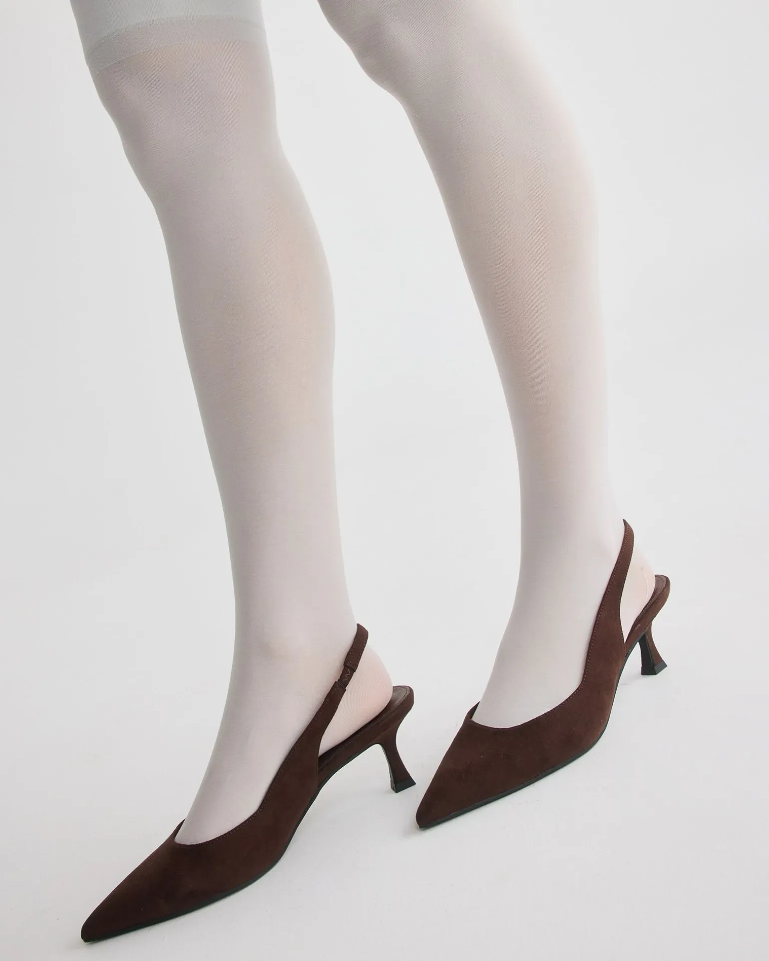 IDINNA ESPRESSO SUEDE Low Heels