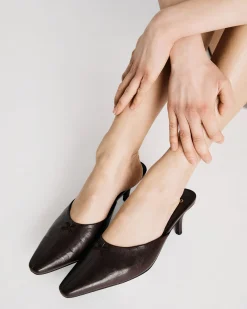 IRVINE ESPRESSO Low Heels
