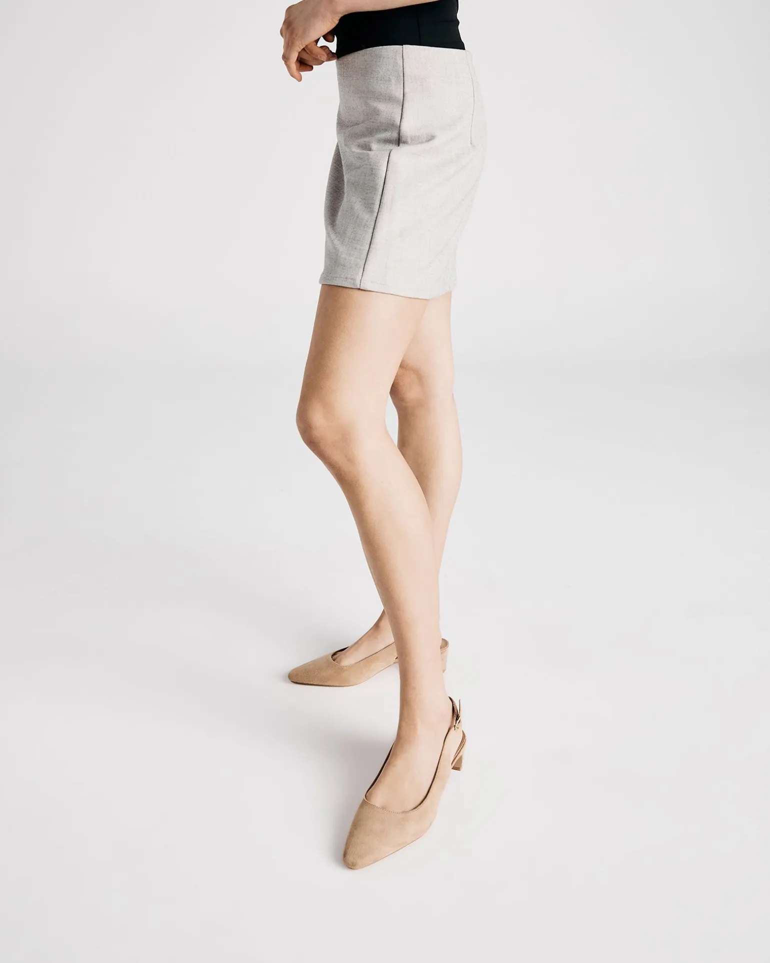 ISREES BISCOFF SUEDE Low Heels