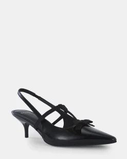IZAN BLACK Pumps