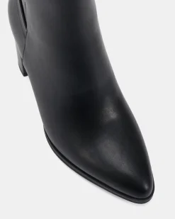 KAMI BLACK Ankle Boots