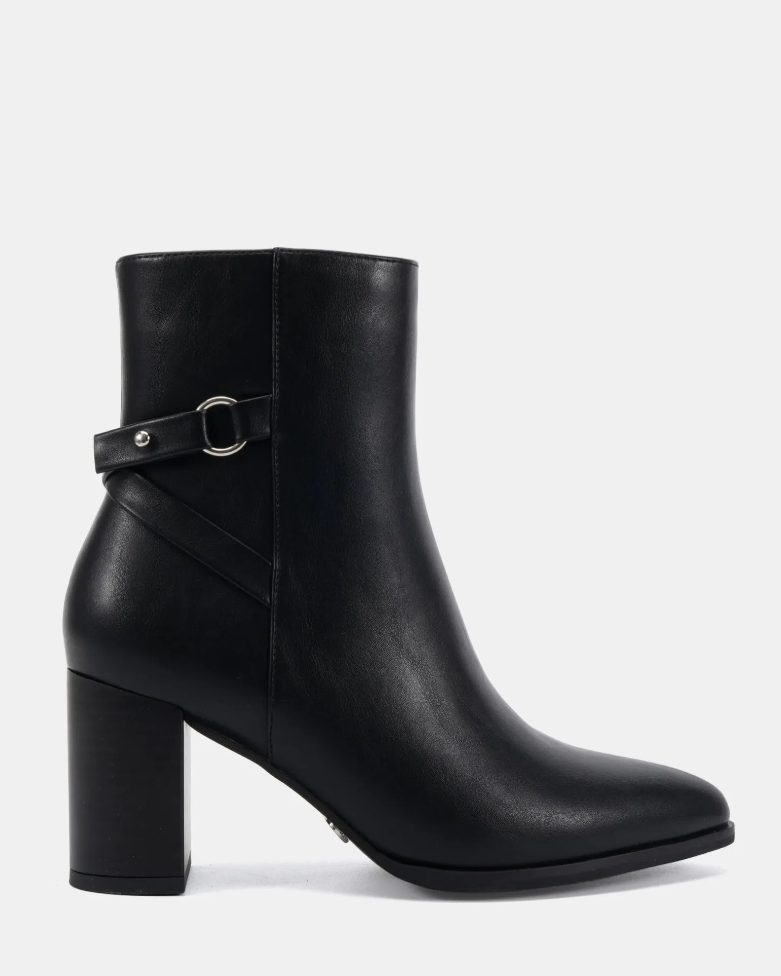 KAMI BLACK Ankle Boots