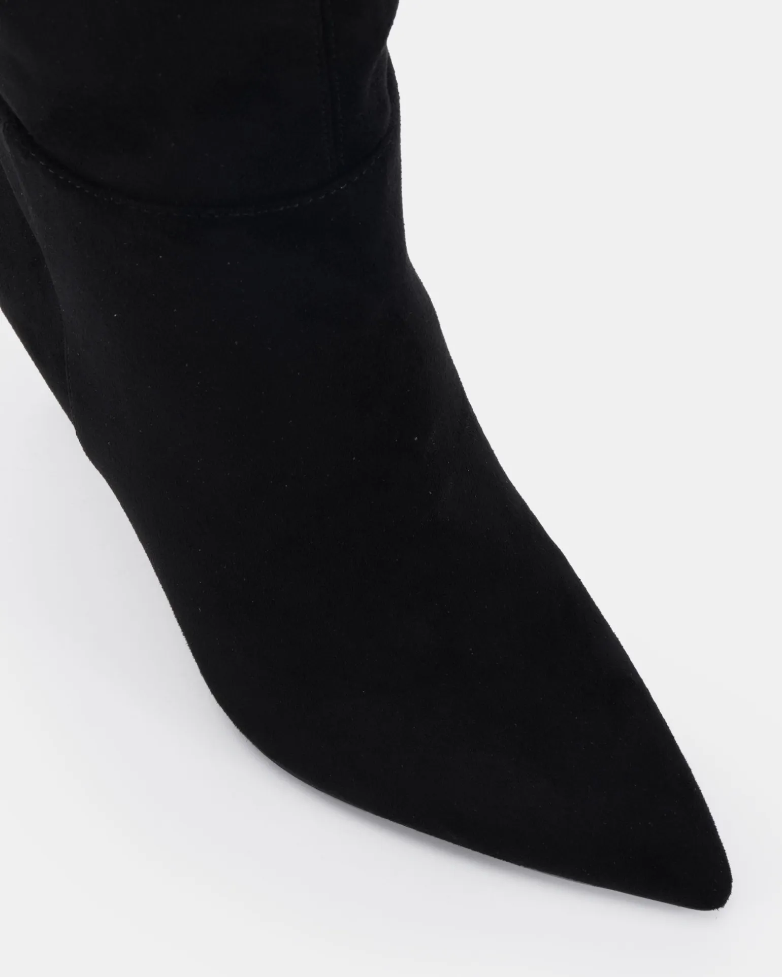 KIYOMI Black Suede Heeled Boots