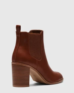 KRISTEENIE TAN Ankle Boots