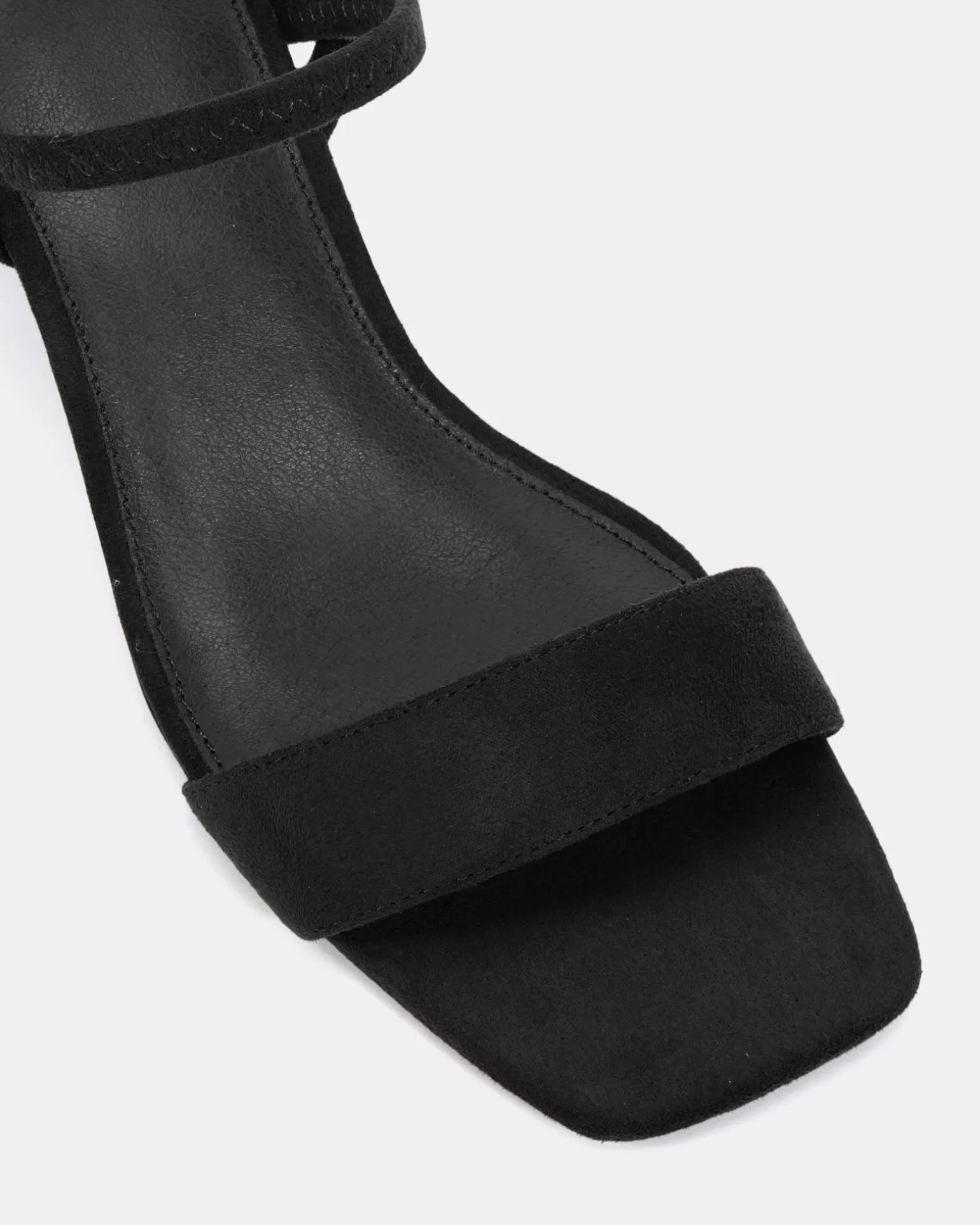 LASSO Black Suede Low Heels