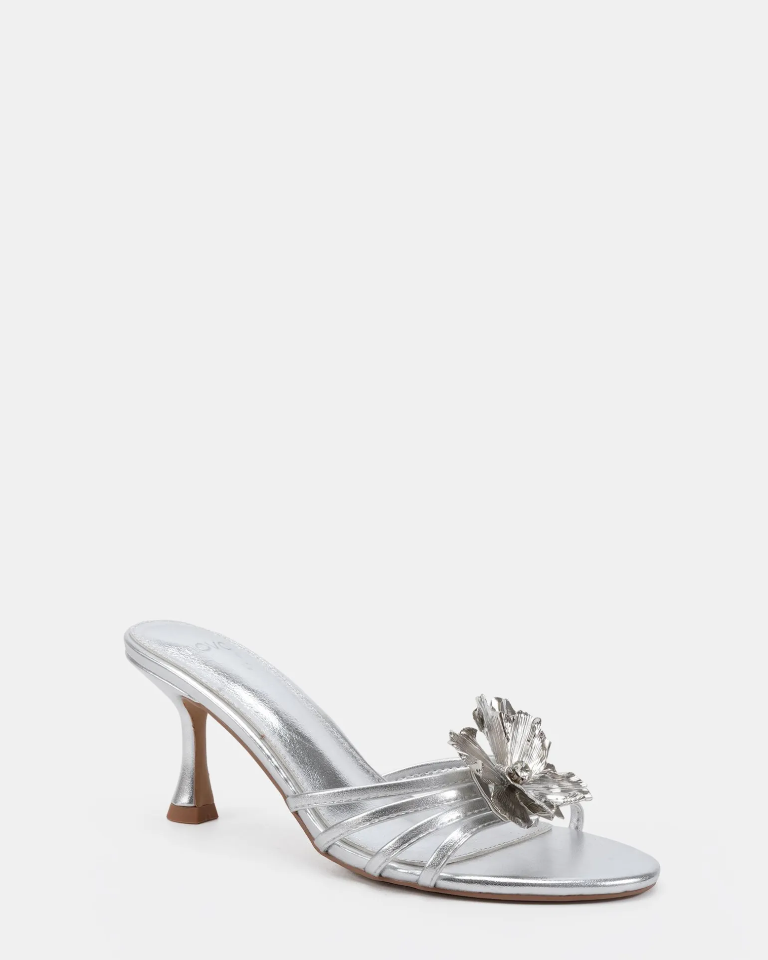 LEILANY SILVER Low Heels