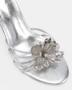 LEILANY SILVER Low Heels