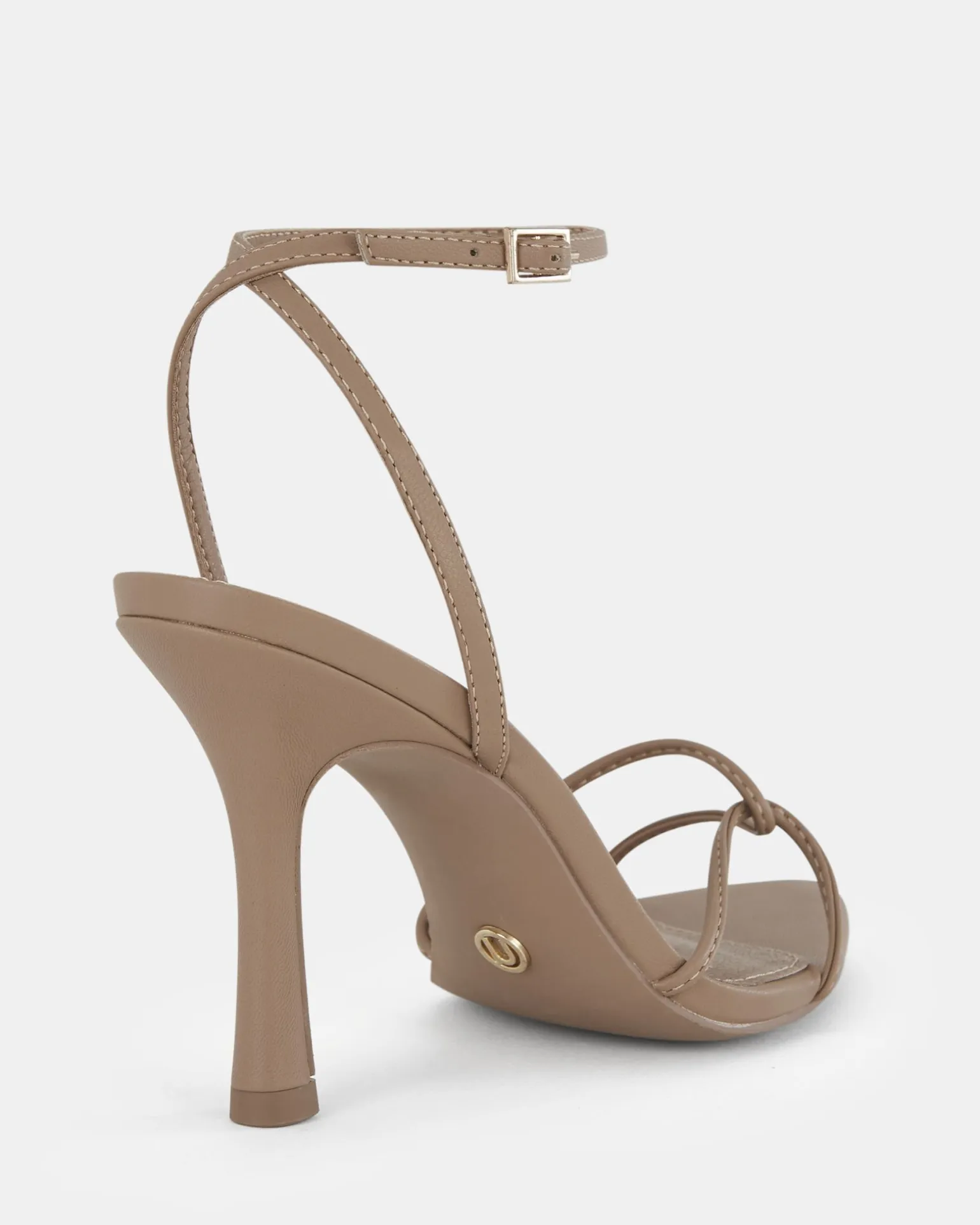 MADESIMO CAMEL