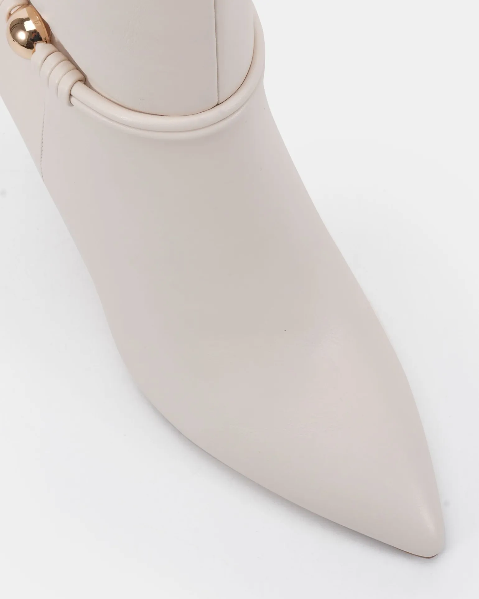 ORYAN CREAM Heeled Boots