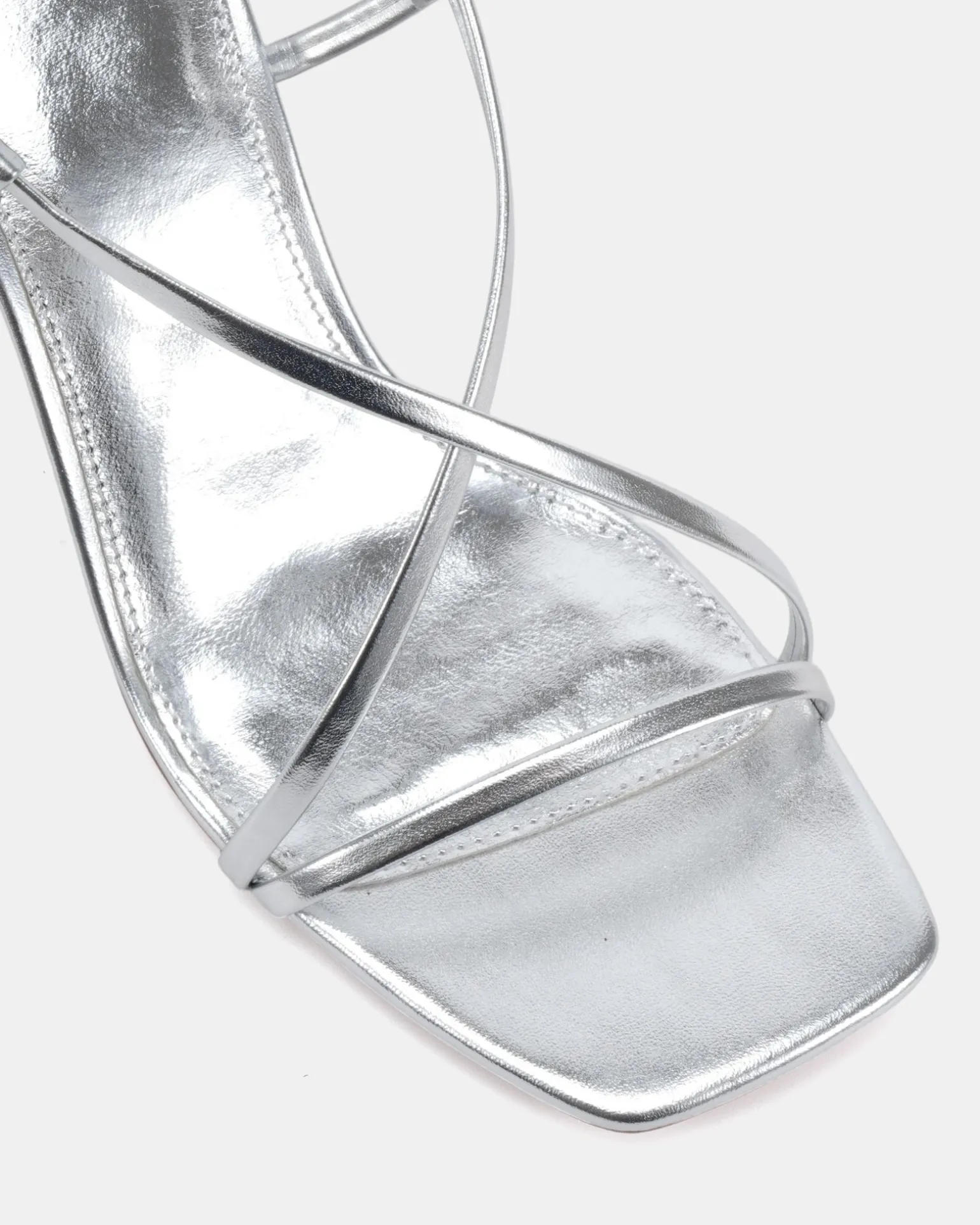 PASSO SILVER Strappy Sandals