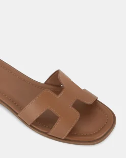 SACHIE CARAMEL Sandals
