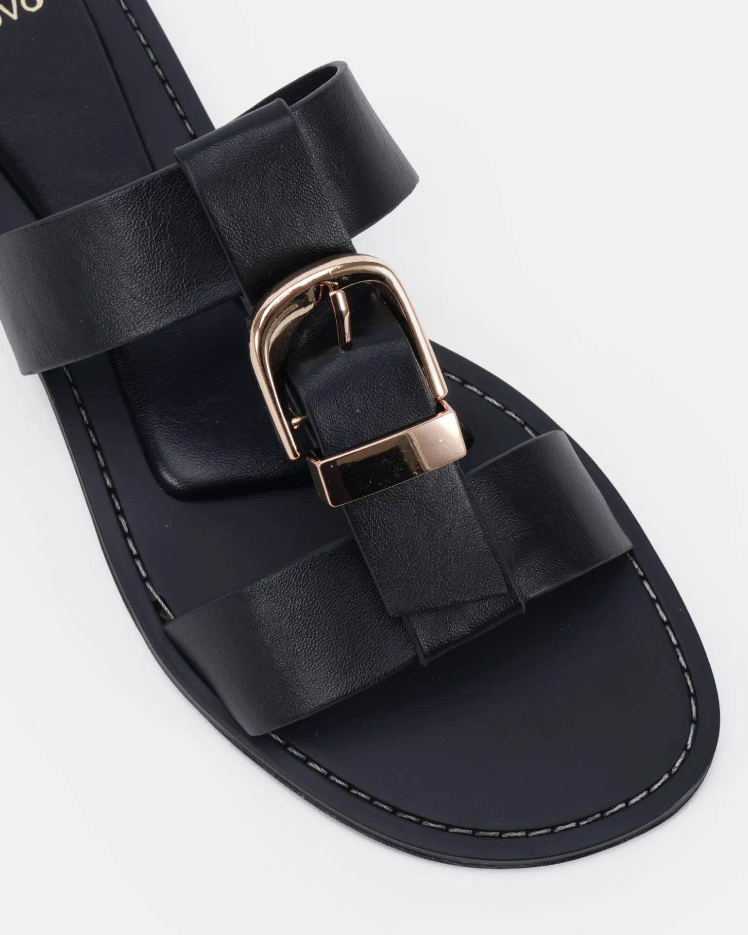 SANIYAH BLACK Flat Sandals