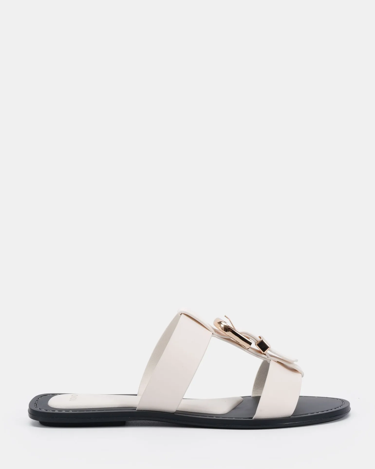 SANIYAH WHITE Flat Sandals