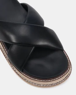 SELENE BLACK Flatform