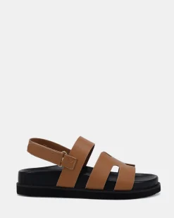 TARQUIN CARAMEL Flat Sandals