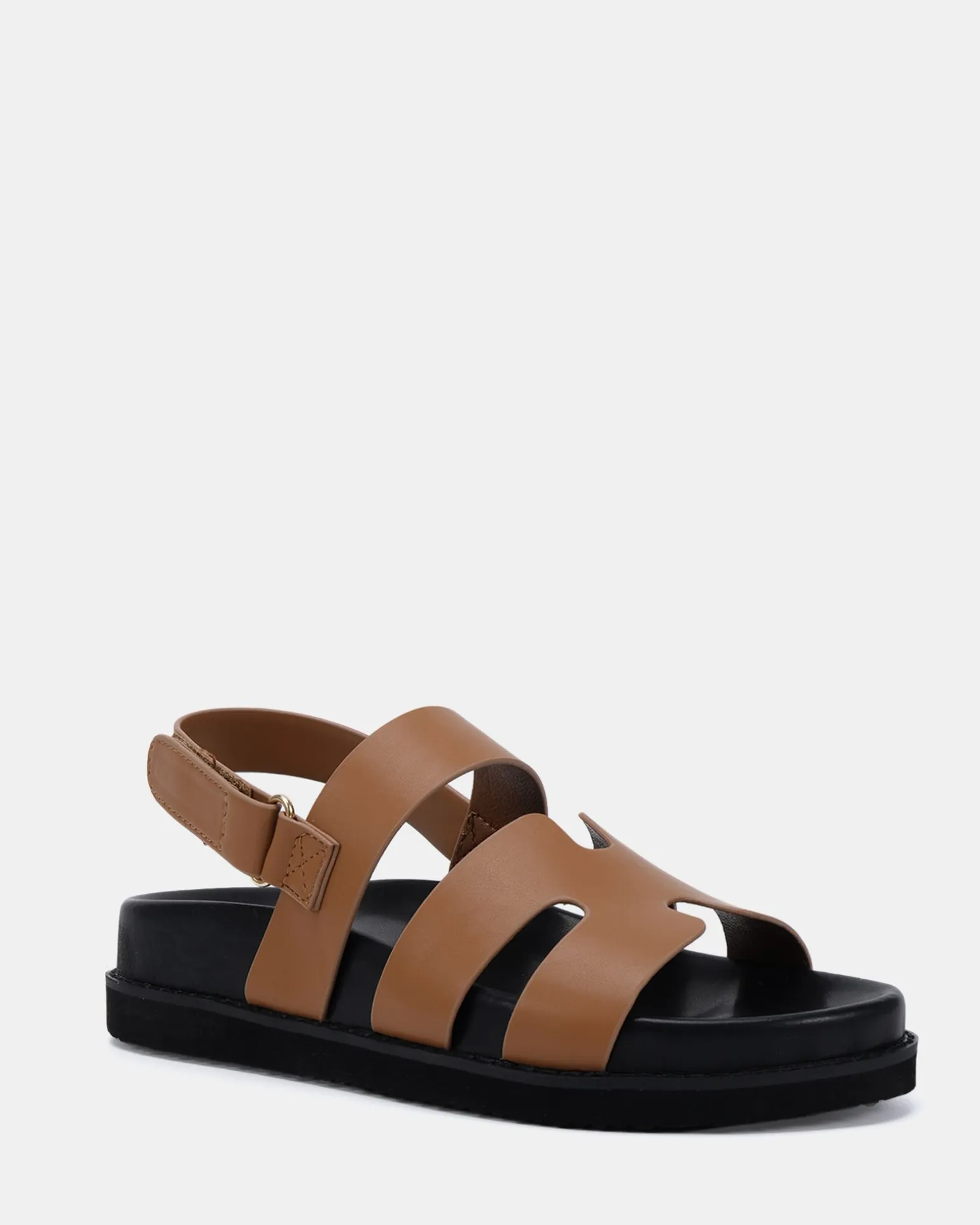 TARQUIN CARAMEL Flat Sandals