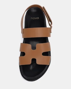 TARQUIN CARAMEL Flat Sandals