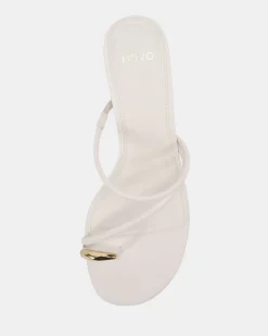 UNITE WHITE Kitten Heels