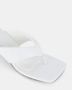 URZILA WHITE Kitten Heels
