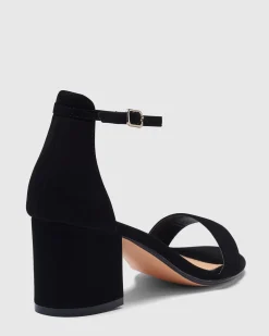 USHAA BLACK