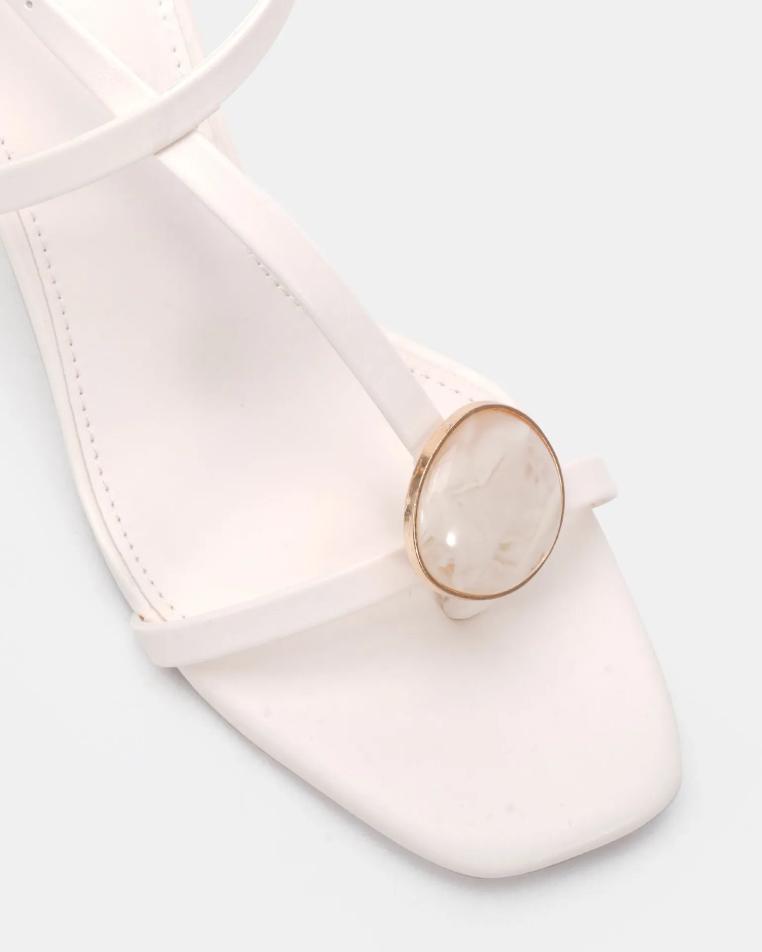 VENTI WHITE Low Heels