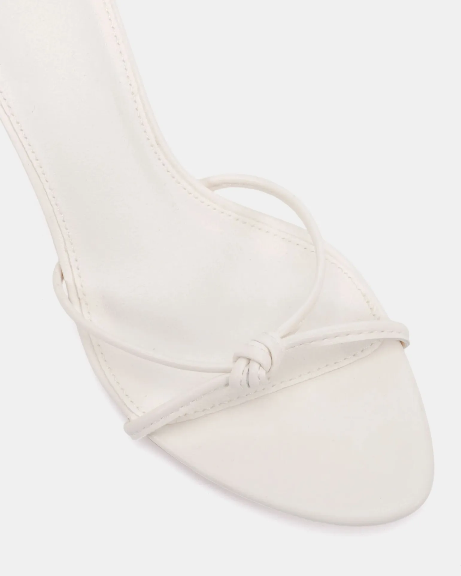VERNE WHITE Mid Heels