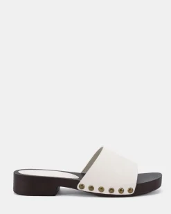 VIBING WHITE Low Heels