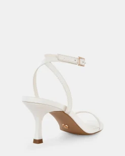 VIOLETA WHITE Low Heels