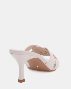 VIVIANNE CREAM PATENT Mules