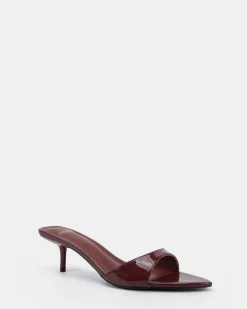 VOICE PLUM PATENT Mid Heels