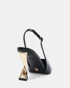 YASHI Black Patent Pumps