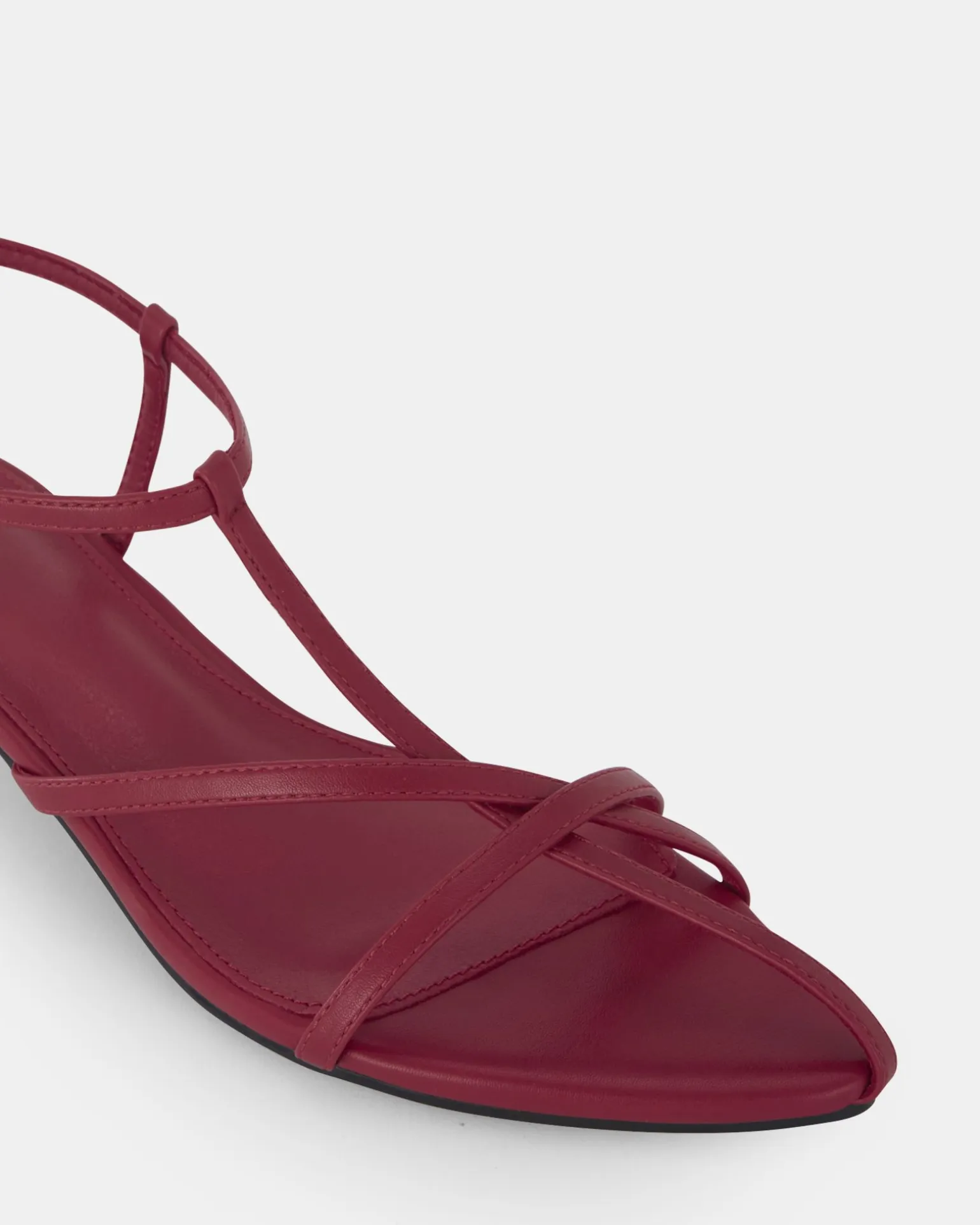 ZAGE RED Kitten Heels
